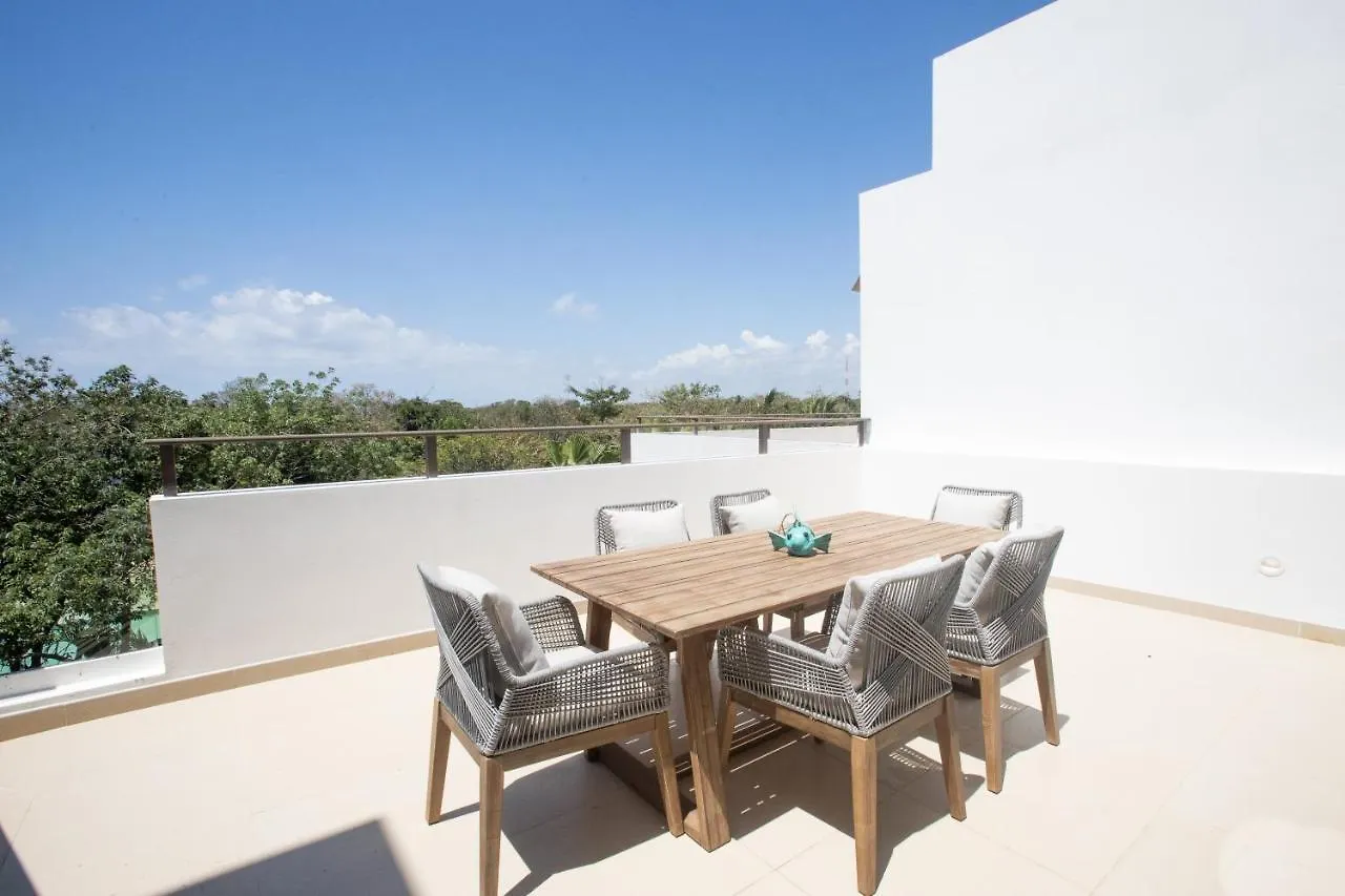 4 Bed/3Bath Penthouse Lorena Ochoa-Corasol Playa del Carmen Appartement